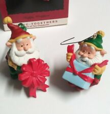Hallmark Keepsake Envolturas Felices Elfos Envoltura Regalos Adorno de Navidad 1995 segunda mano  Embacar hacia Mexico