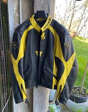 Dainese jacket d'occasion  Le Grand-Pressigny