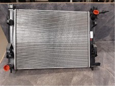Genuine radiator renault d'occasion  Expédié en Belgium