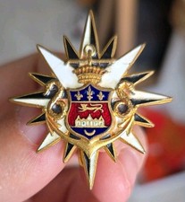 Insigne ecole santé d'occasion  Belvès