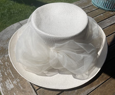 Women wedding occasion for sale  BRIGHTON