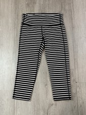 Leggings cropped listradas pretas e brancas Athleta feminina tamanho pequeno comprar usado Leggings cropped listradas pretas e brancas Athleta feminina tamanho pequeno comprar usado  Enviando para Brazil