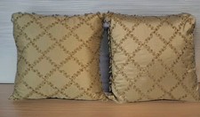Set decorative pillows for sale  Winchester