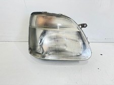 Faro anteriore destro usato  Italia