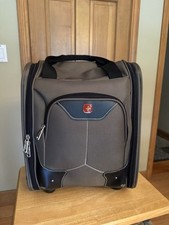 Swissgear green small for sale  Wakefield