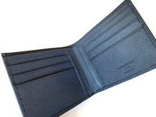 Usado, Giorgio Armani Couro Saffiano Masculino... Carteira Bi-Fold..#602...Azul Marinho Escuro comprar usado Usado, Giorgio Armani Couro Saffiano Masculino... Carteira Bi-Fold..#602...Azul Marinho Escuro comprar usado  Enviando para Brazil