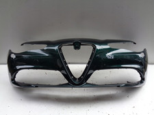 Paraurti anteriore originale usato Paraurti anteriore originale usato  Italia