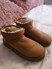 hug boots for sale  LEEDS