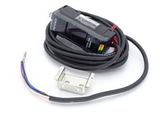 AMPLIFICADOR KEYENCE CORP CZ-V21AP, usado comprar usado  Enviando para Brazil