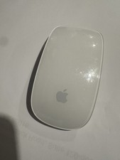 Mouse sem fio Apple A1657 Magic Mouse 2 testado funciona muito bem comprar usado Mouse sem fio Apple A1657 Magic Mouse 2 testado funciona muito bem comprar usado  Enviando para Brazil