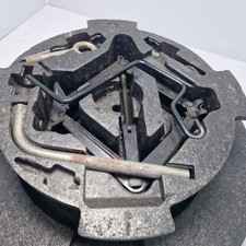 Kit attrezzi ruota usato  Mineo