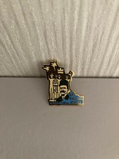 Magnifique pin .pins.pin. d'occasion  Limoges-