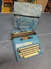 Macchina scrivere olivetti usato  Bellinzago Novarese