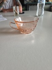 Xícara de chá vintage de vidro rosa depressão âncora padrão coroação  comprar usado  Enviando para Brazil