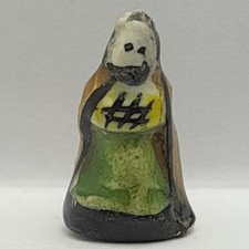 Fève personnage petit d'occasion  Gignac-la-Nerthe