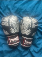 Twins muay thai for sale  RADSTOCK