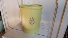 Boite jaune tupperware d'occasion  Colmar