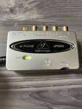 Behringer U-Phono UFO202 - Interface de áudio USB com pré-amplificador fono, usado comprar usado Behringer U-Phono UFO202 - Interface de áudio USB com pré-amplificador fono, usado comprar usado  Enviando para Brazil