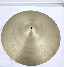 Usado, Prato vintage anos 60 - 70 Zildjian 16" banda de concerto médio  comprar usado  Enviando para Brazil