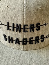Chapéu caminhoneiro InkAddict LINERS SHADERS cinza/preto bordado BlFLAT BILL comprar usado  Enviando para Brazil