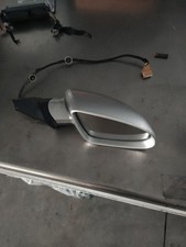 Specchietto retrovisore destro usato  Vimodrone