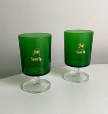 2 x copos verdes retrô vintage [ 7 UP Seven Up] com letras douradas, usado comprar usado  Enviando para Brazil