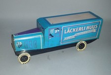 Vintage lackerli huus for sale Vintage lackerli huus for sale  BRISTOL
