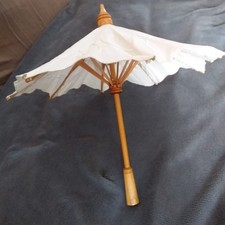 Jolie ombrelle vintage d'occasion Jolie ombrelle vintage d'occasion  Rochefort