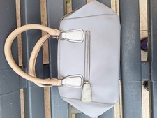 Sac main guess d'occasion  Mantes-la-Jolie