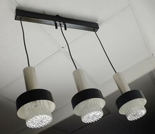 meados do século moderno de 3 luzes pendente de vidro e cromo e metal preto 1960s comprar usado  Enviando para Brazil