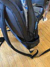 MOCHILA DELL [2J9XN] PRO 15 SCHOOL & BUSINESS (PRETA) E SERVE PARA LAPTOP DE ATÉ 15" comprar usado  Enviando para Brazil