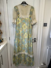 Vintage 1970s maxi for sale Vintage 1970s maxi for sale  ABERDEEN