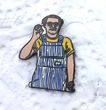 Pin coluche d'occasion  Menucourt