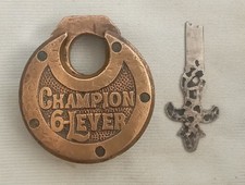 Lucchetto antico champion usato  Cosenza