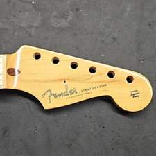 2004 fender strat usato  Spedire a Italy