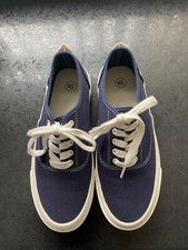 Navy casual plimsoles for sale  LINCOLN