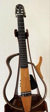 Guitarra clássica silenciosa Yamaha SLG120NW fabricada na Indonésia vendida como está comprar usado Guitarra clássica silenciosa Yamaha SLG120NW fabricada na Indonésia vendida como está comprar usado  Enviando para Brazil