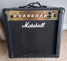Amplificador combo Marshall MG15DFX 15W estado sólido com FX digital integrado comprar usado  Enviando para Brazil