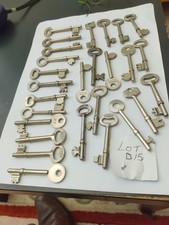 Vintage skeleton keys. for sale  NEWMARKET
