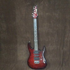 Guitarra elétrica Ibanez Gio Series Red Burst acolchoada top com captador HSH, usado comprar usado  Enviando para Brazil