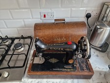 Singer antique vintage for sale Singer antique vintage for sale  HASTINGS