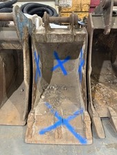 Excavator bucket 750mm for sale  REDDITCH