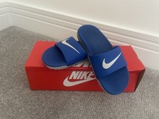 Boys nike pool for sale  MILLTIMBER