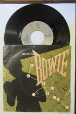 David bowie lets usato  Trieste
