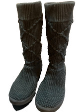 Ugg austrailia 5879 for sale  Riegelsville