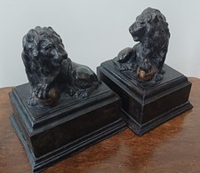 Pair lions plinths for sale  BIGGAR