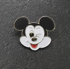 Pin disney dessin d'occasion  Angers-