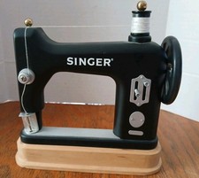Singer sewing machine for sale  Badger