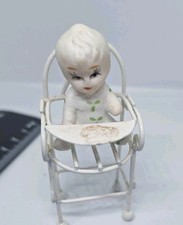 Mini cadeira alta com boneca de porcelana, 7,5 cm, usado comprar usado  Enviando para Brazil