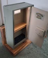 Chubb wall safe for sale  RUISLIP